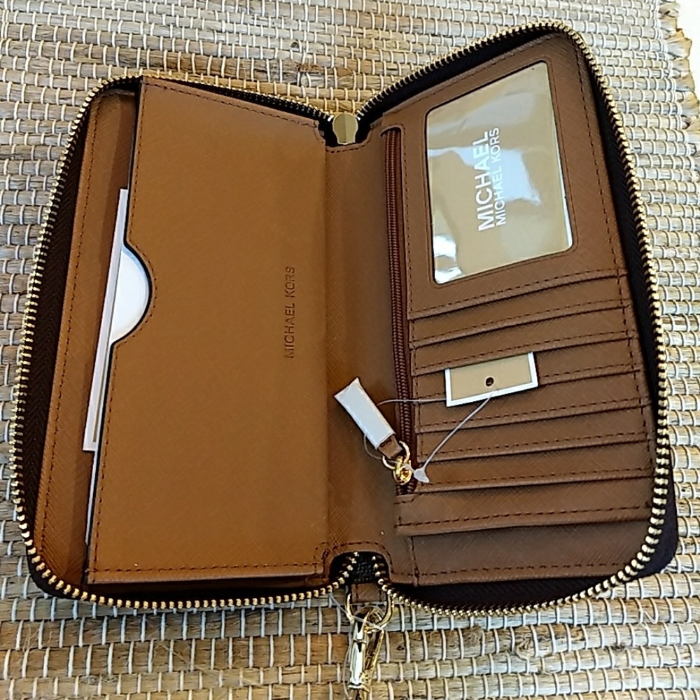 *1 LEFT* MK Large Phone Wallet - Picture 4 of 8